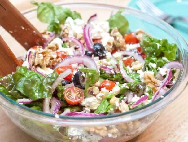Græsk-inspireret salat