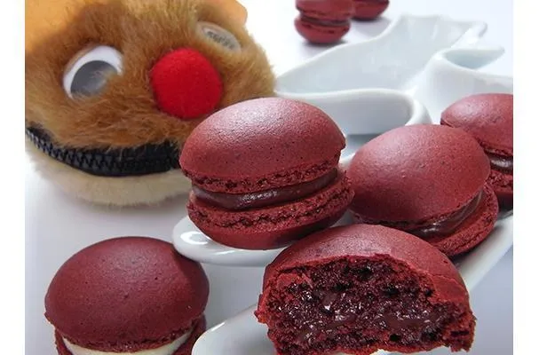 Macarudolph (Rød fløjls macarons)