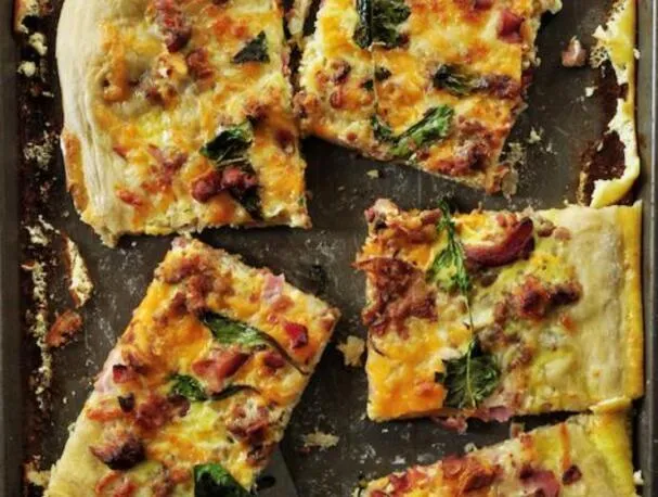 Bageplade morgenmadspizza