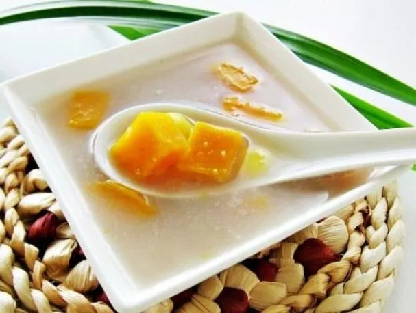 Yam-creme med ginkgo-nødder