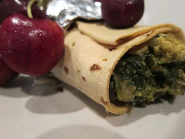 En frisk start med en tofu-spinatwrap